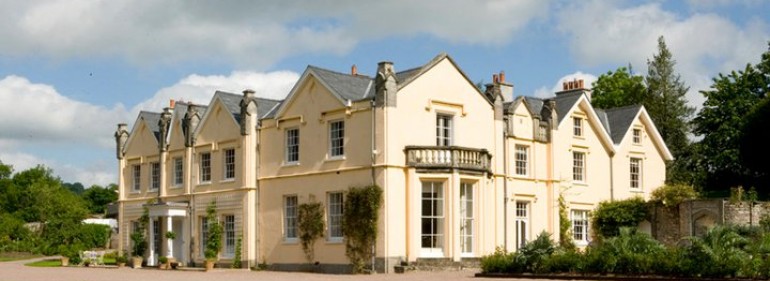Lilypond Manor
